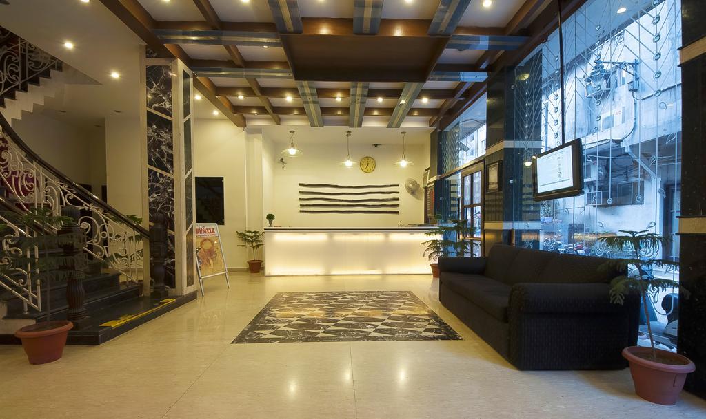 Hotel Maya 'New Delhi' Esterno foto