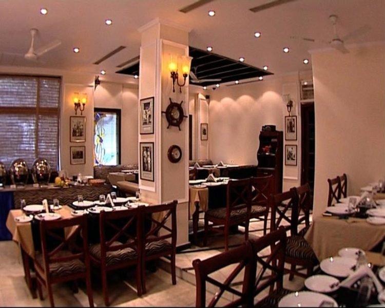Hotel Maya 'New Delhi' Esterno foto