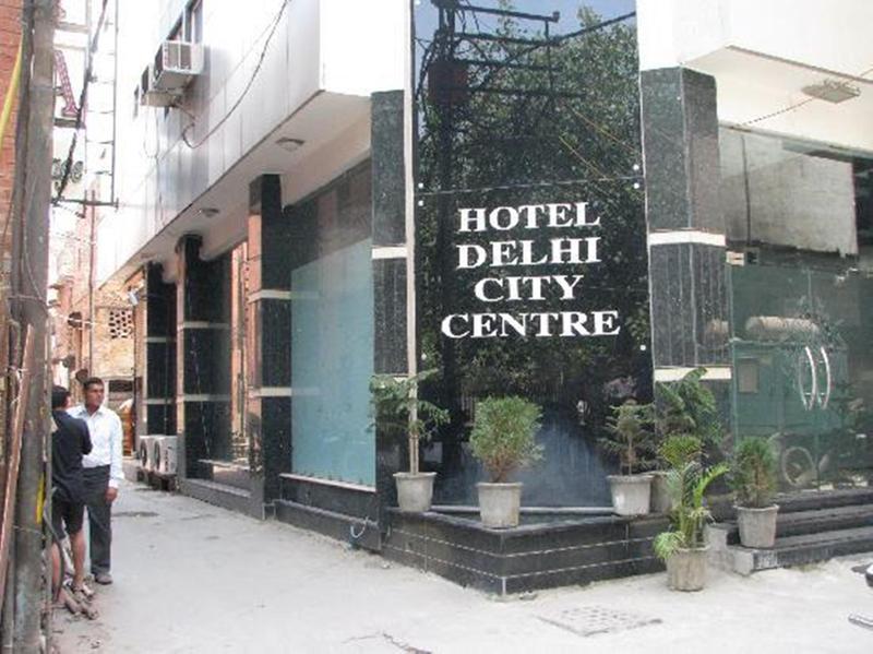 Hotel Maya 'New Delhi' Esterno foto